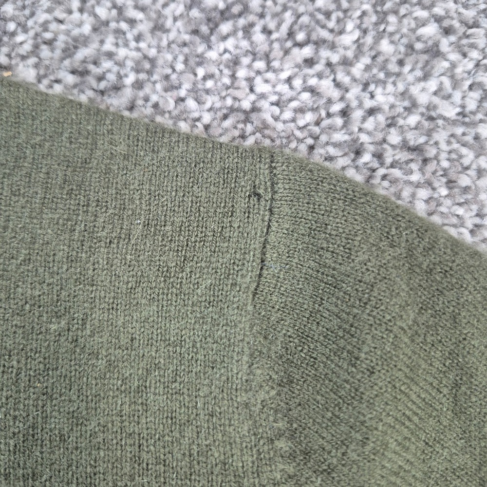 Lord & Taylor Cashmere Sweater Womens Small Green Turtleneck Knit Minimalist - Picture 5 of 8